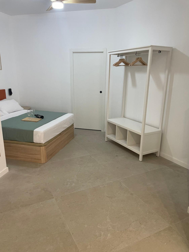 Others 3, Galdos Flats by Vivo GC, Valencia