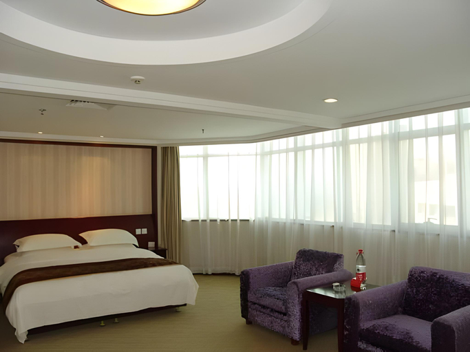 Bedroom 2, Yong Xing Garden Hotel, Beijing