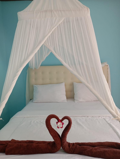 Bedroom 2, LALONG TERONG Guest House, Ngada