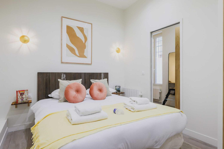 Bedroom 2, Cosy Apartment - 1BR/2P- Saint-Cloud, Hauts-de-Seine
