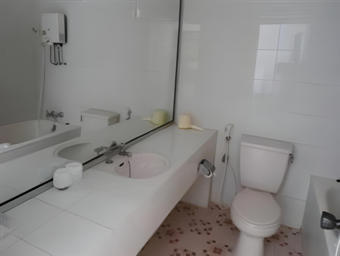 Bathroom 4