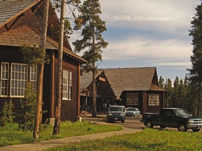 Others 2, Lake Lodge Cabins - Inside the Park, Teton