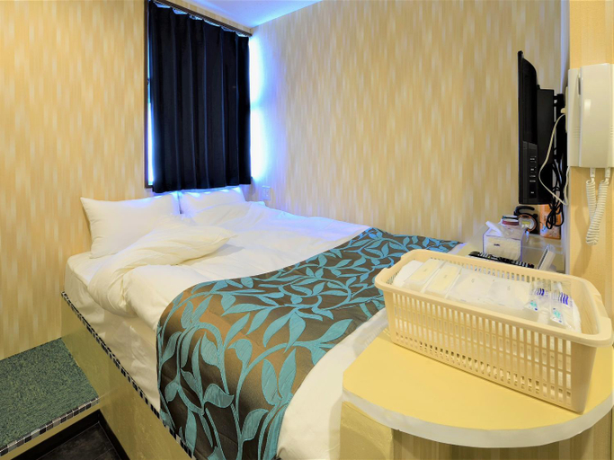 Bedroom 5, Nishifunabashi Ekimae Hotel, Funabashi