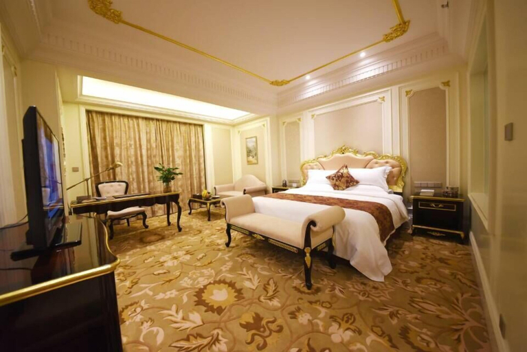 Bedroom 2, Huanghe Grand Hotel, Taizhou