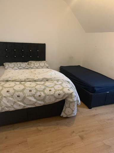 Others 5, At Apex House N, London