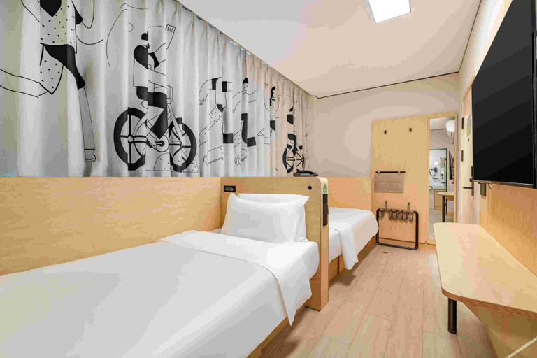Bedroom 2, hi innホテル(杭州西湖テクノロジーパーク西園二路)(海友酒店(杭州西湖科技园西园二路店)), Hangzhou