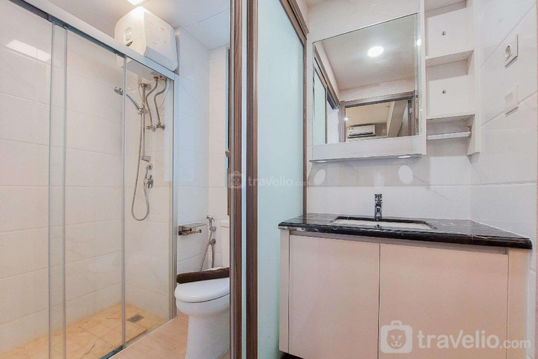 Bathroom, Spacious and Nice 2BR at Sky House BSD Apartment By Travelio, Tangerang Selatan
