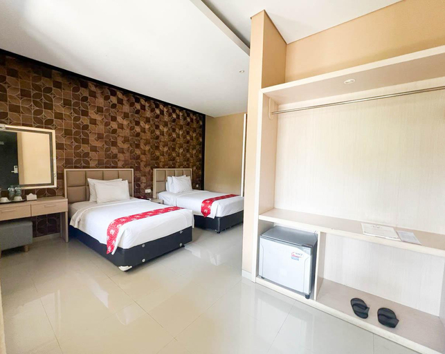 Bedroom 6