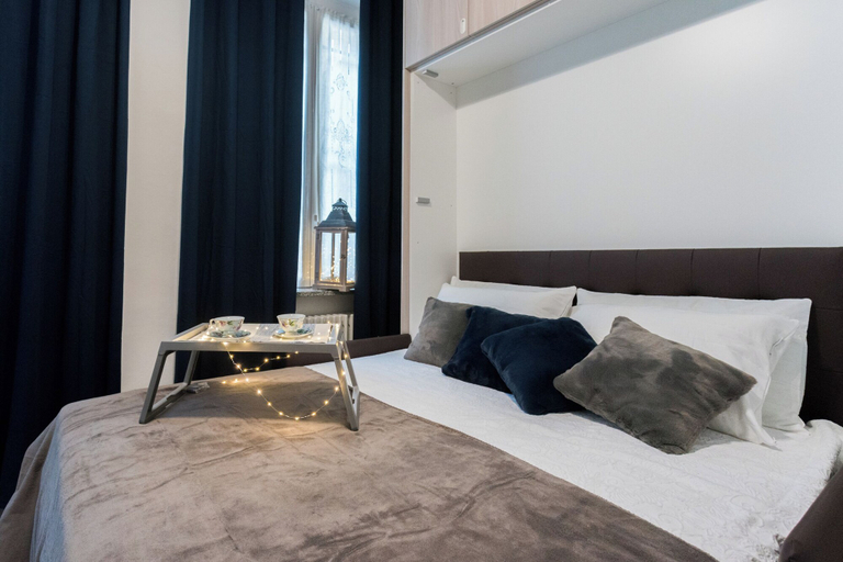 Bedroom, Garibaldi 24 Apartments by Rent all Como, Como