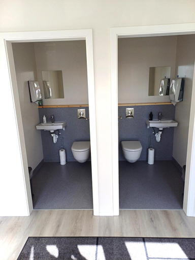 Bathroom 4, Lyngas Guesthouse, Austur-Hérað