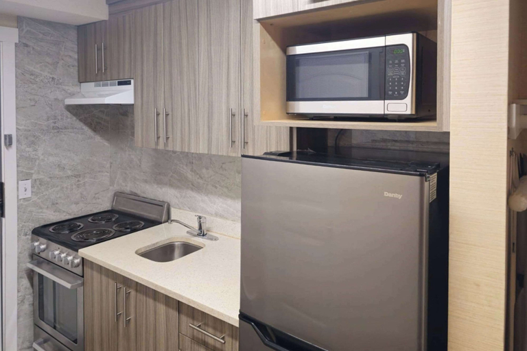 Others 5, Rodeway Inn & Suites, Thompson-Nicola
