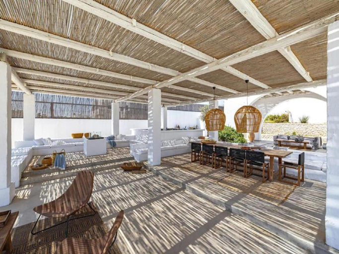 Others 2, Exquisite Rhodes Villa Villa Boho Chic 6 Bedrooms Private Pool, South Aegean