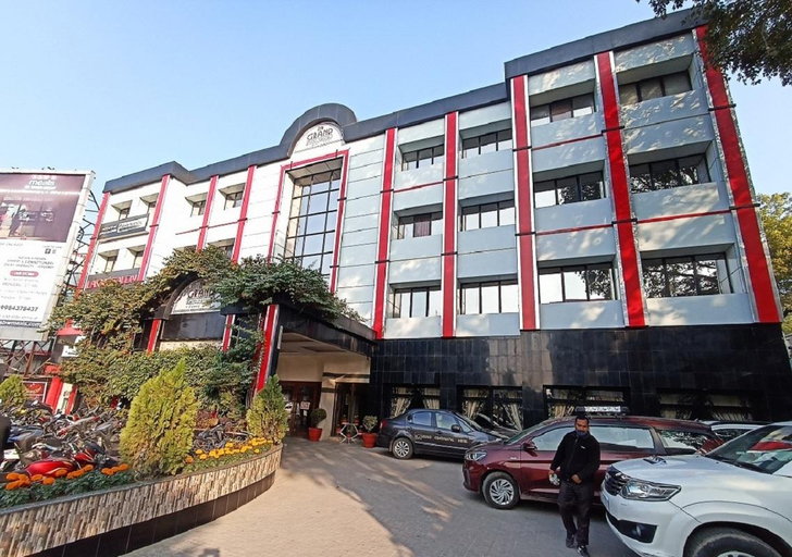 Exterior & Views 2, Grand Continental Hotel , Kaushambi