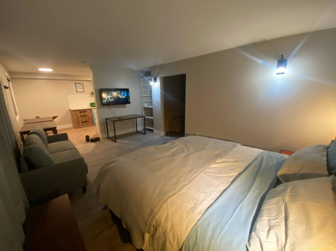 Others 2, Newly Renovated 1br1ba With Asian Style Tea Room, Division No. 11