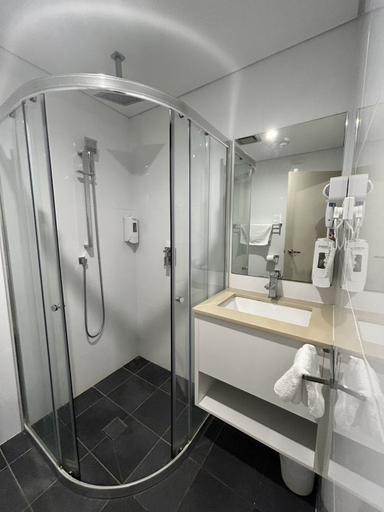 Bathroom 6