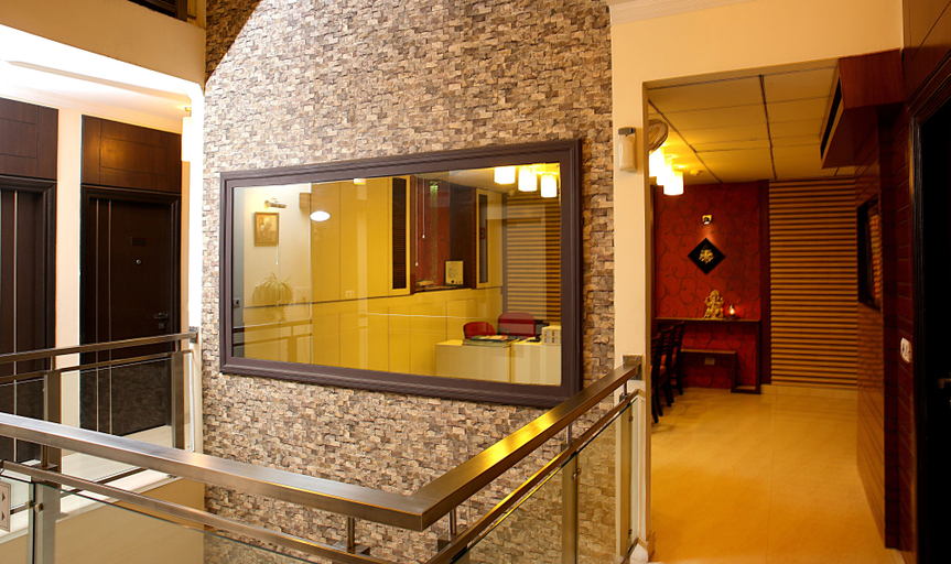 Bathroom 4, Ahuja Residency Cyber City II, Gurgaon