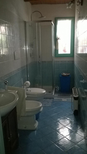 Bathroom 4, Sardinia Eco Vegan House, Oristano