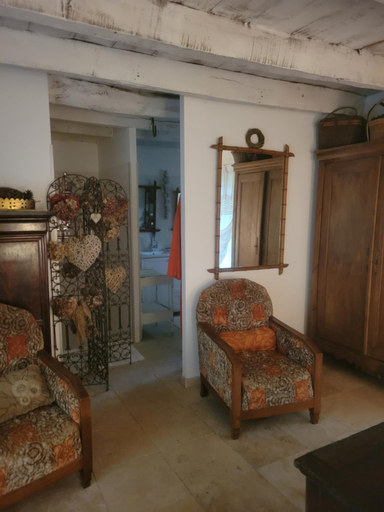 Others 5, Chambre de charme, Lot