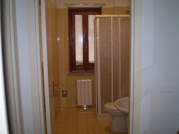 Bathroom, Hotel Tania, Cosenza