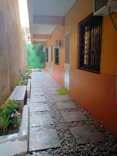 Others 3, DJCI Apartelle w/kitchen walk to Robinson, Sm mall, NE pacific mall,S&R cabanatuan, Cabanatuan City