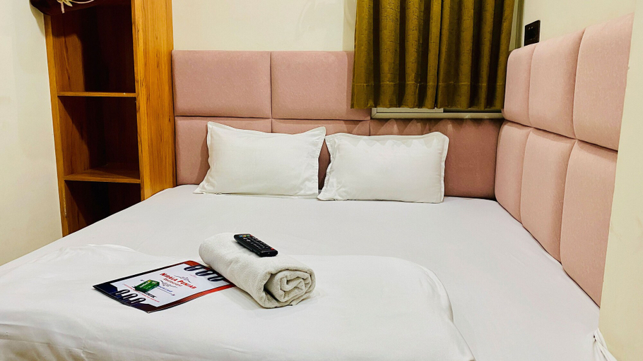 Bedroom 3, Hotel Manoram, Ujjain