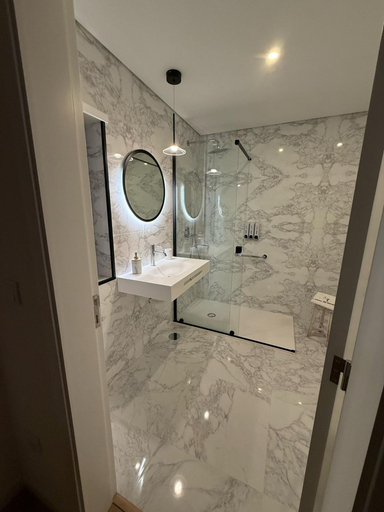 Room 2, Our Douro Design 3suites Jacuzzi Pool Flat, Cinfães