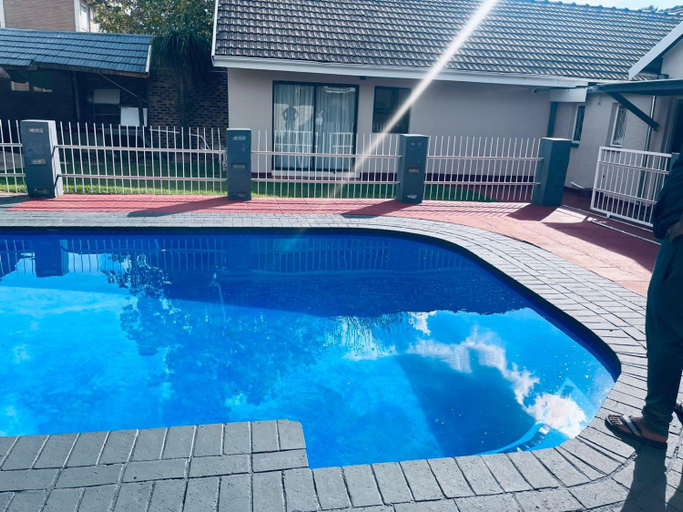 Others 3, Eccoo OR Tambo Airport lodge, Ekurhuleni