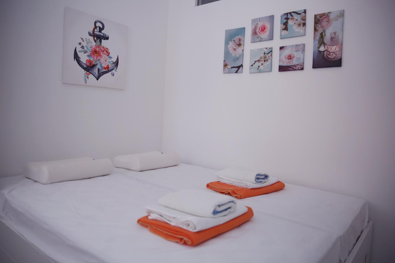 Others 3, Villa mit Whirlpool fur 32 Per, Crikvenica