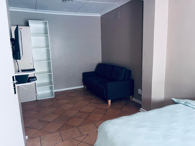 Others 4, Eccoo OR Tambo Airport lodge, Ekurhuleni