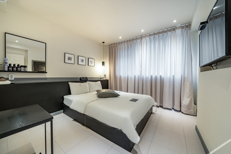 Bedroom 2, Busan Haeundae Hotel A, Haeundae