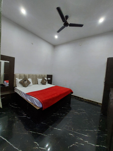 Others 2, Hotel Shree Ram Bhagwan, Tikamgarh