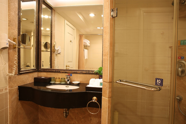 Bathroom 3, Country Garden Flower City Hotel, Foshan