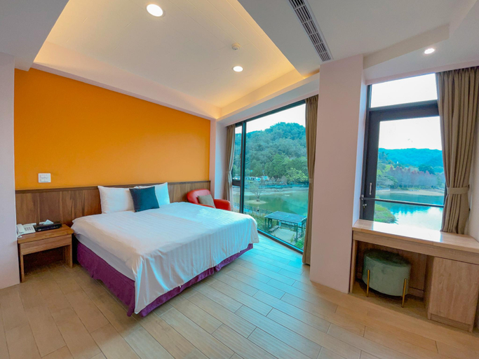 Bedroom 14