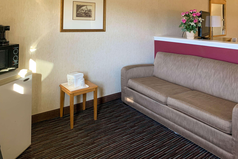 Public Area 2, Quality Inn near Toms River Corporate Park, Ocean