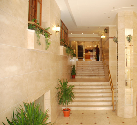 Public Area 2, Aura Inn Hotel Cairo, Al-'Ajuzah