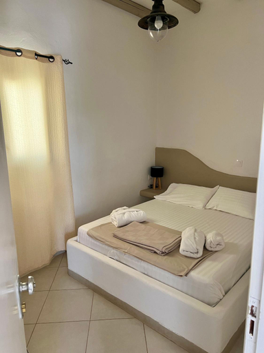 Bedroom 3, Avgerinou Studios, South Aegean