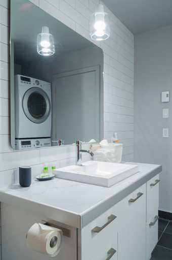 Bathroom 3, Les Lofts du Tresor - Par Les Lofts Vieux-Quebec, Communauté-Urbaine-de-Québec