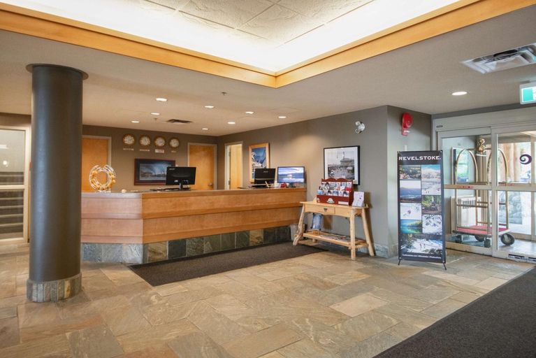 Public Area 3, Coast Hillcrest Hotel, Columbia-Shuswap