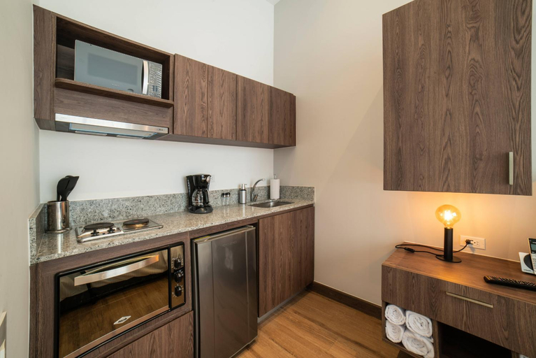 Kitchen 5, Cali River Suites by Yellowkey Capital, Santiago de Cali
