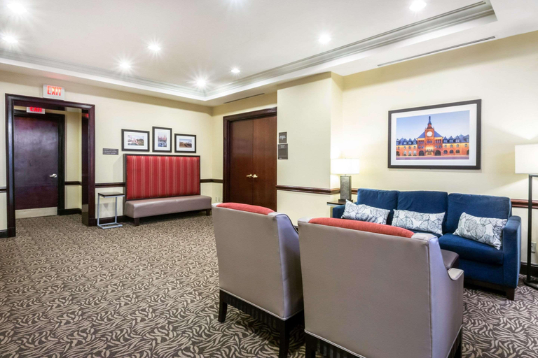 Public Area 2, Comfort Suites at Woodbridge, Union