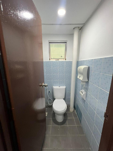 Bathroom 4, AeCOTEL Mingle Hostel, Sandakan