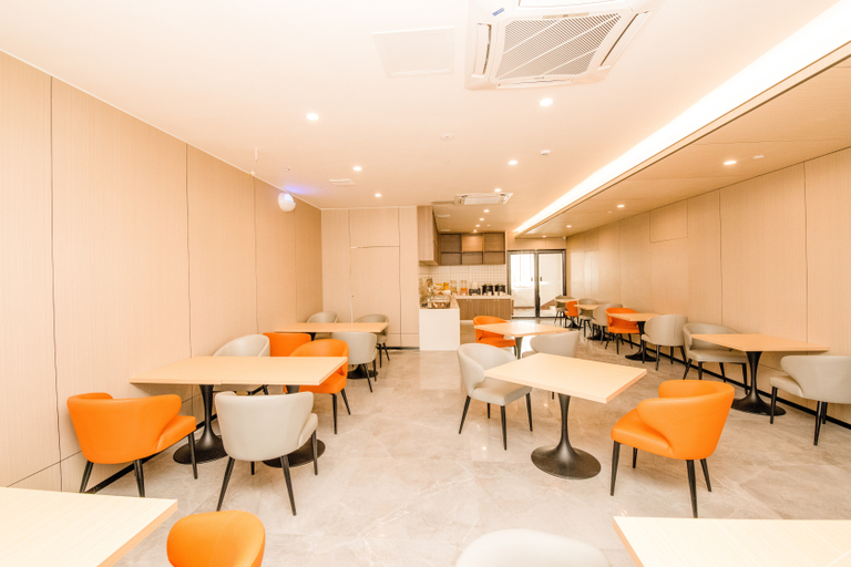 Food & Drinks 4, Borrman Hotel Maoming Dianbai District Government, Maoming
