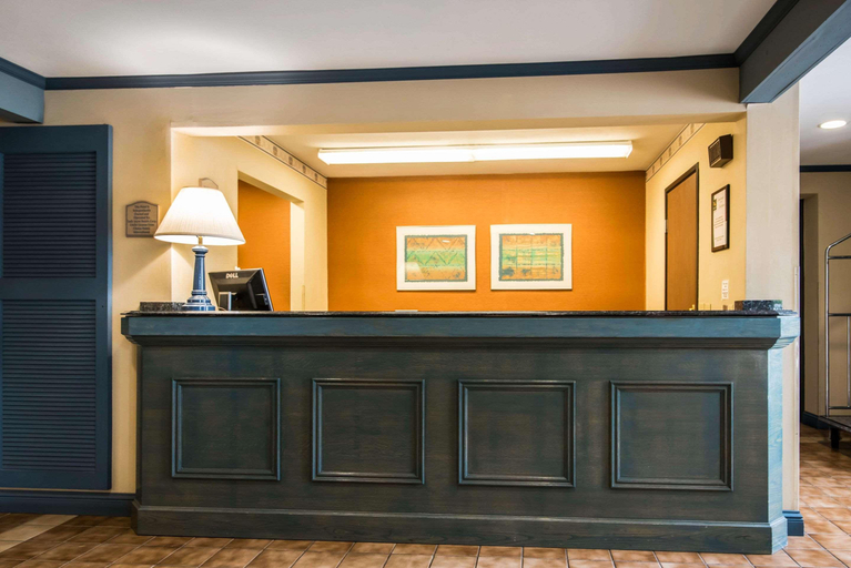 Public Area 2, Quality Inn Cortland - University Area, Cortland