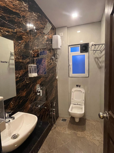 Bathroom 4, ILIF 2724 The Ocean Treat Hotel, Raigarh