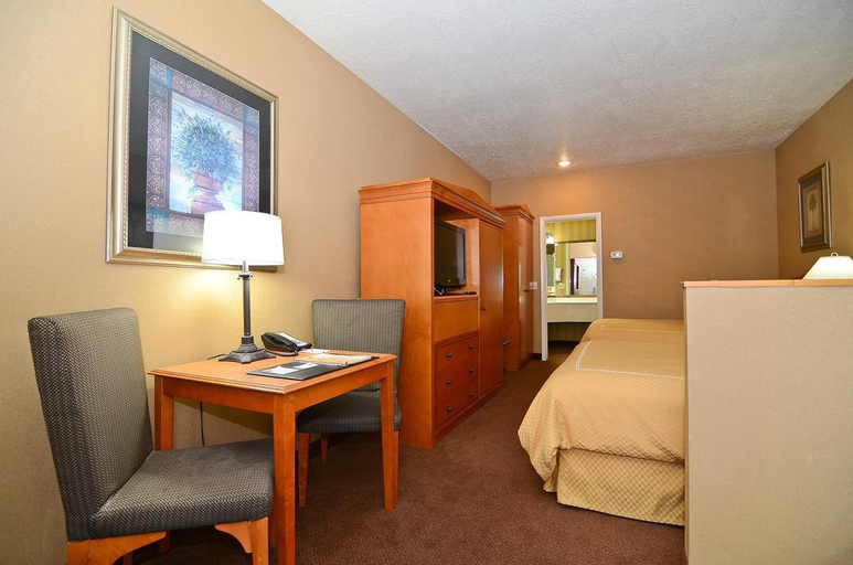 Bedroom 3, Clarion Suites St George - Convention Center Area, Washington