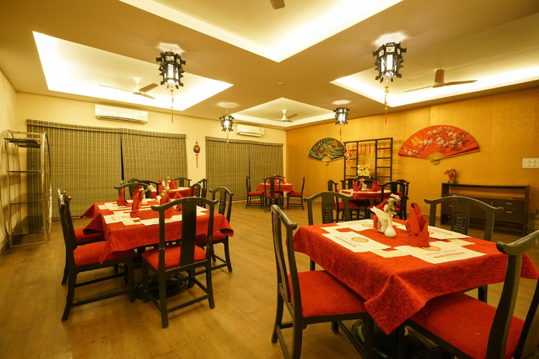 5, Townhouse Mookkannoor Tourist Home, Ernakulam