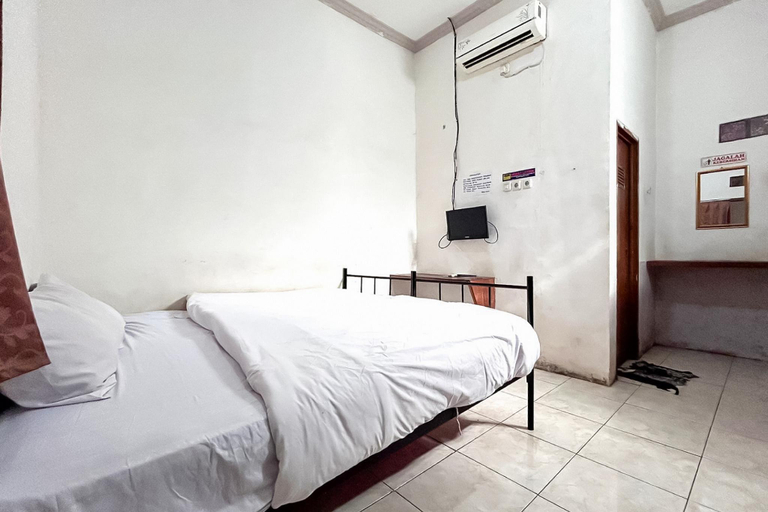 Bedroom 12