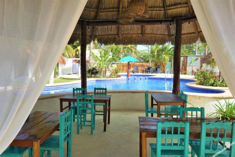 Food & Drinks, Mayan Mittoz, Lázaro Cárdenas