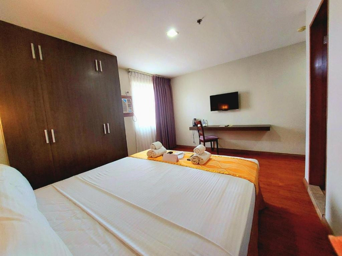 Others 4, Tagaytay Hotel SixB, Tagaytay City