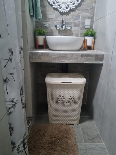 Bathroom 3, Grace Guesthouse, Dr Kenneth Kaunda
